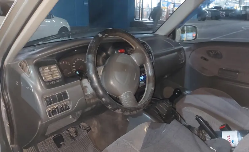 Suzuki Grand Vitara 2002 года за 2 000 000 тг. в Алматы фото 5