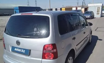 Volkswagen Touran 2010 года за 3 500 000 тг. в Петропавловск