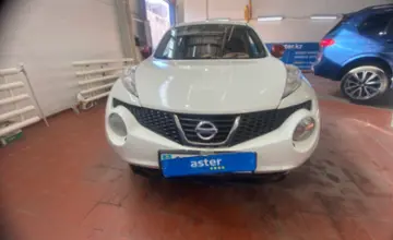 Nissan Juke 2013 года за 5 000 000 тг. в Астана фото 2