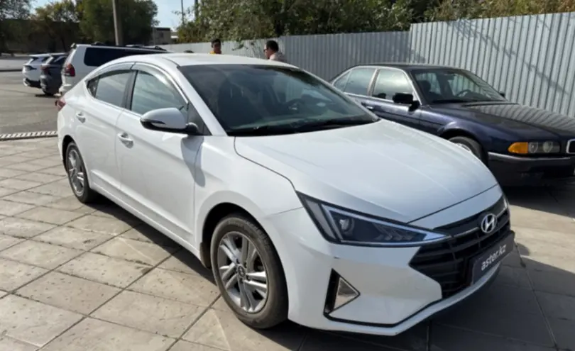 Hyundai Elantra 2020 года за 8 000 000 тг. в Уральск фото 3