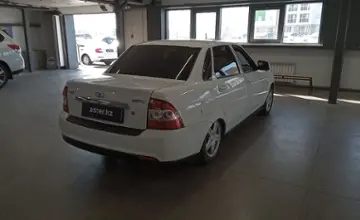 LADA (ВАЗ) Priora 2015 года за 3 000 000 тг. в Астана фото 3