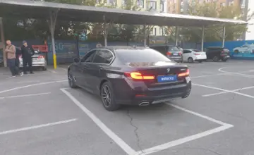 BMW 5 серии 2023 года за 23 000 000 тг. в Алматы фото 4