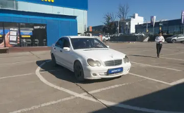 Mercedes-Benz C-Класс 2007 года за 3 000 000 тг. в Алматы фото 2