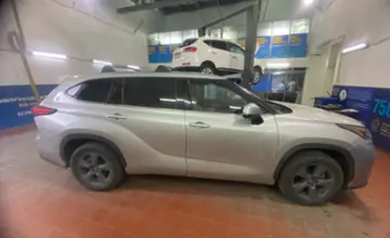 Toyota Highlander 2021 года за 22 000 000 тг. в Астана фото 4