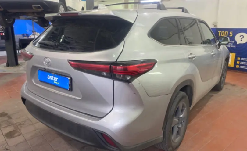 Toyota Highlander 2021 года за 22 000 000 тг. в Астана фото 5