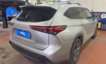 Toyota Highlander 2021 года за 22 000 000 тг. в Астана