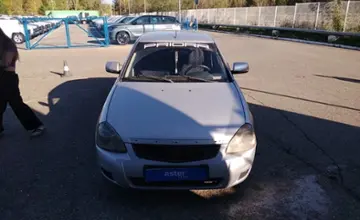 LADA (ВАЗ) Priora 2012 года за 1 500 000 тг. в Усть-Каменогорск фото 2