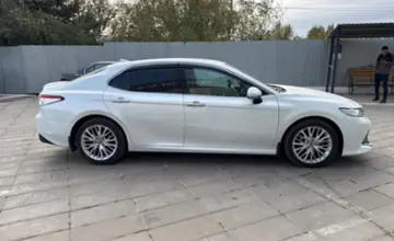 Toyota Camry 2020 года за 14 000 000 тг. в Уральск фото 4
