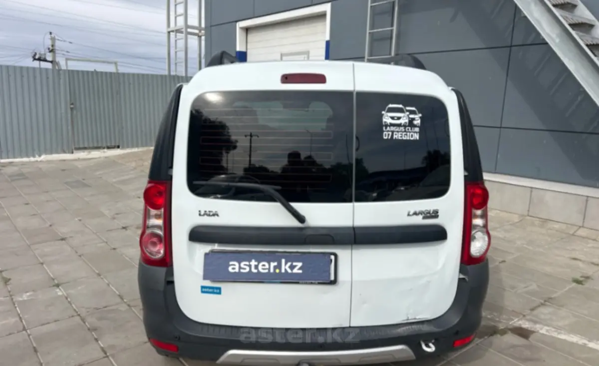 LADA (ВАЗ) Largus Cross 2019 LADA (ВАЗ) Largus Cross 2019