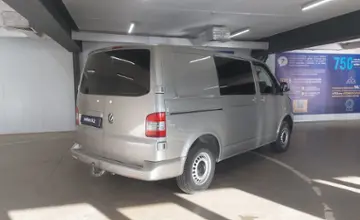 Volkswagen Caravelle 2010 года за 8 000 000 тг. в Астана фото 3
