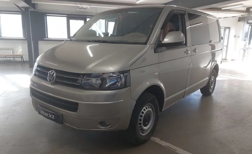 Volkswagen Caravelle 2010 года за 8 000 000 тг. в Астана