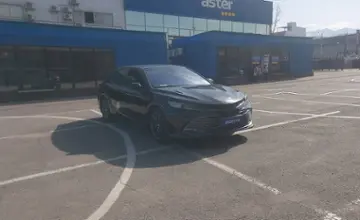 Toyota Camry 2020 года за 14 000 000 тг. в Алматы фото 2