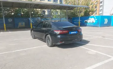 Toyota Camry 2020 года за 14 000 000 тг. в Алматы фото 4