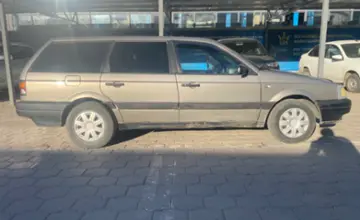 Volkswagen Passat 1991 года за 1 500 000 тг. в Караганда фото 4