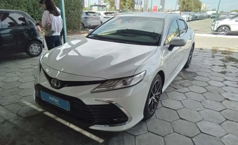 Toyota Camry 2023 года за 16 500 000 тг. в Талдыкорган
