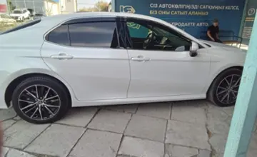 Toyota Camry 2023 года за 16 500 000 тг. в Талдыкорган фото 4