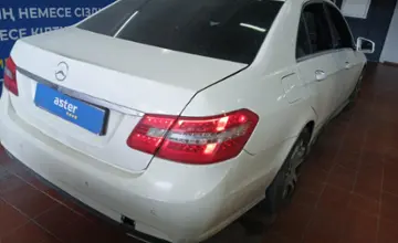 Mercedes-Benz E-Класс 2009 года за 9 000 000 тг. в Астана