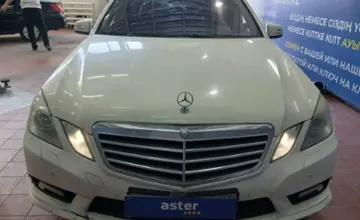Mercedes-Benz E-Класс 2009 года за 9 000 000 тг. в Астана фото 2