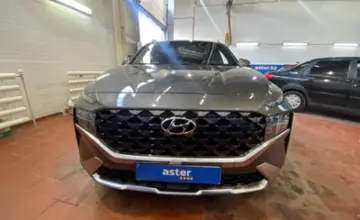 Hyundai Santa Fe 2022 года за 17 000 000 тг. в Астана фото 2