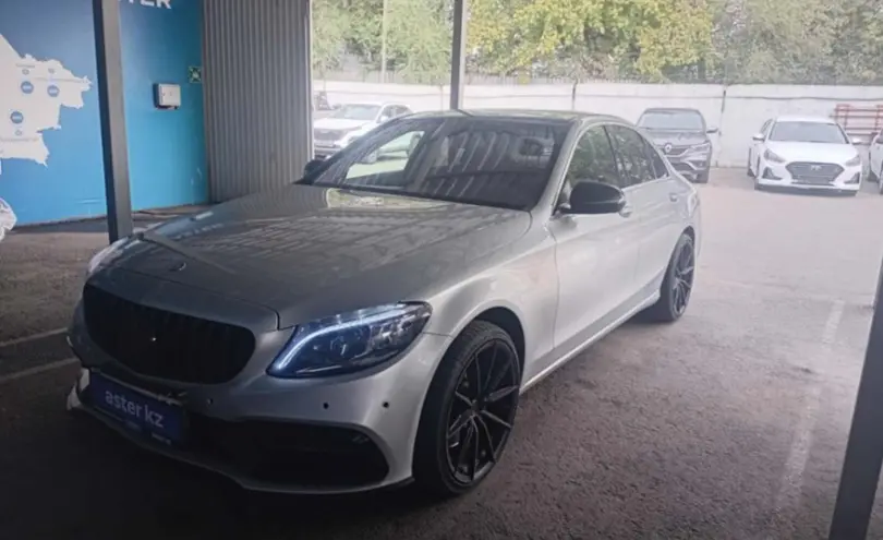 Mercedes-Benz C-Класс 2015 года за 12 000 000 тг. в Алматы