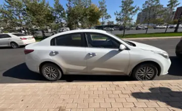 Kia Rio 2019 года за 8 000 000 тг. в Астана фото 4