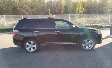 Toyota Highlander 2011 года за 12 000 000 тг. в Усть-Каменогорск фото 4