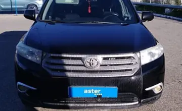 Toyota Highlander 2011 года за 12 000 000 тг. в Усть-Каменогорск фото 2
