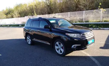 Toyota Highlander 2011 года за 12 000 000 тг. в Усть-Каменогорск фото 3