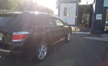 Toyota Highlander 2011 года за 12 000 000 тг. в Усть-Каменогорск