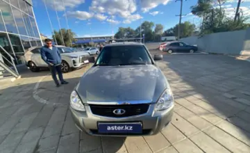 LADA (ВАЗ) Priora 2012 года за 1 500 000 тг. в Уральск фото 2