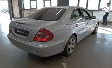 Mercedes-Benz E-Класс 2002 года за 5 000 000 тг. в Астана фото 3