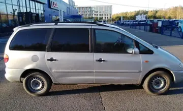 Volkswagen Sharan 1998 года за 1 200 000 тг. в Усть-Каменогорск фото 4