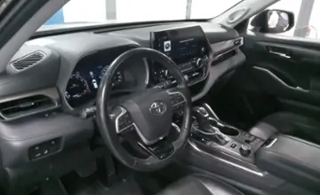 Toyota Highlander 2023 года за 27 000 000 тг. в Астана фото 5