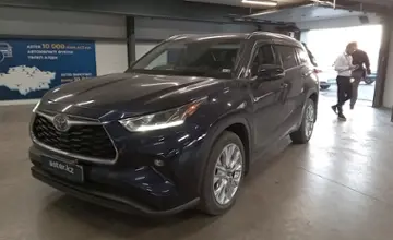 Toyota Highlander 2023 года за 27 000 000 тг. в Астана фото 1