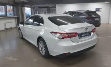 Toyota Camry 2018 года за 11 500 000 тг. в Астана фото 4