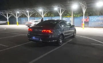 Volkswagen Passat 2011 года за 4 450 000 тг. в Алматы фото 3