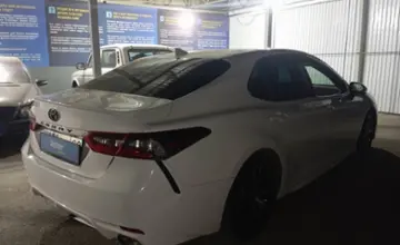Toyota Camry 2021 года за 13 000 000 тг. в Тараз