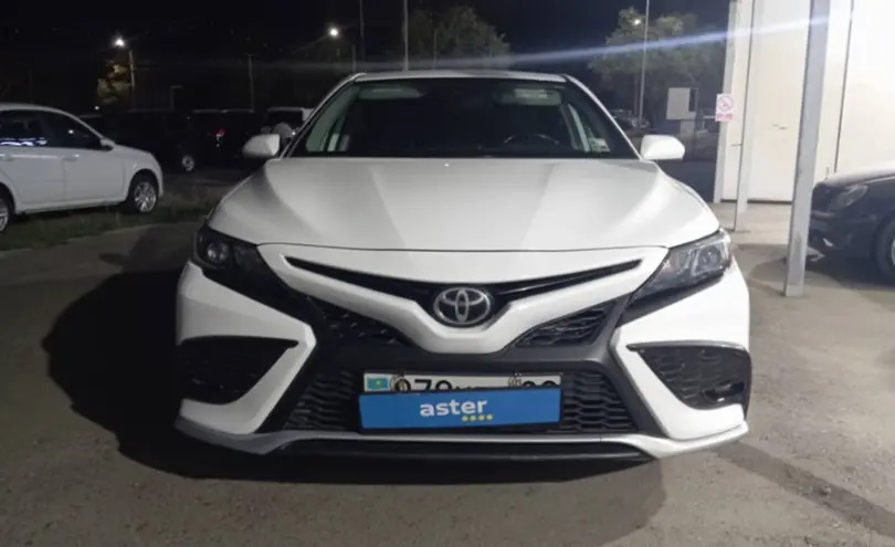 Toyota Camry 2021 года за 13 000 000 тг. в Тараз фото 2