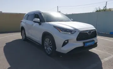 Toyota Highlander 2023 года за 35 000 000 тг. в Шымкент фото 2
