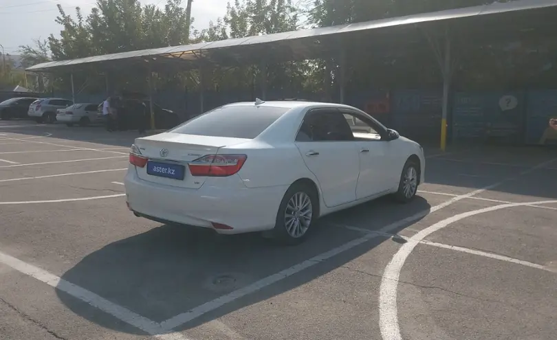 Toyota Camry 2014 года за 11 000 000 тг. в Алматы фото 3
