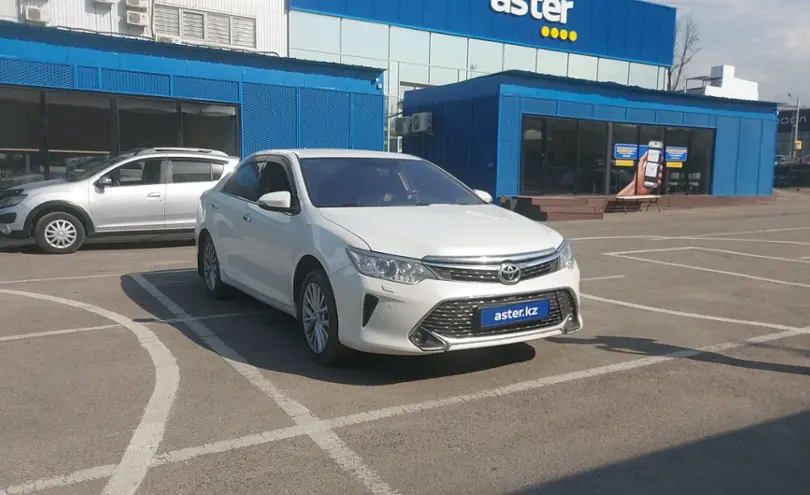 Toyota Camry 2014 года за 11 000 000 тг. в Алматы фото 2