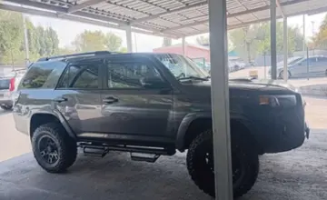 Toyota 4Runner 2018 года за 18 000 000 тг. в Алматы фото 4