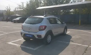 Renault Sandero 2015 года за 3 800 000 тг. в Алматы фото 3