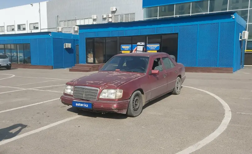 Mercedes-Benz E-Класс 1995 года за 300 000 тг. в Алматы