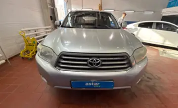 Toyota Highlander 2010 года за 8 500 000 тг. в Астана фото 2