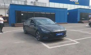 Hyundai Elantra 2023 года за 10 000 000 тг. в Алматы фото 2