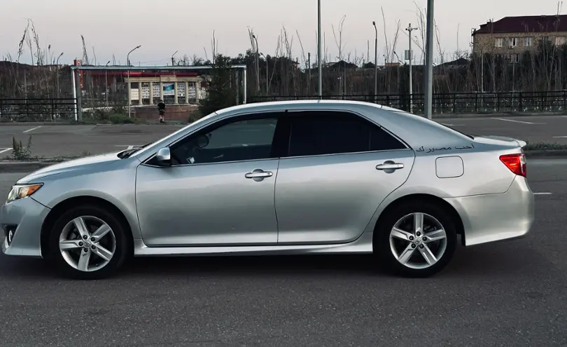 Toyota Camry 2013 года за 7 700 000 тг. в Караганда