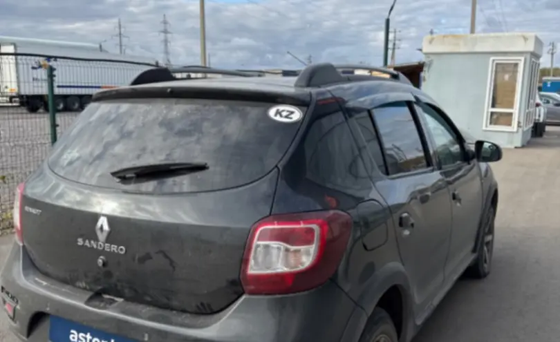 Renault Sandero 2015 года за 4 000 000 тг. в Петропавловск фото 5