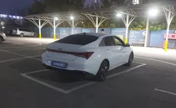 Hyundai Elantra 2022 года за 8 500 000 тг. в Алматы фото 3