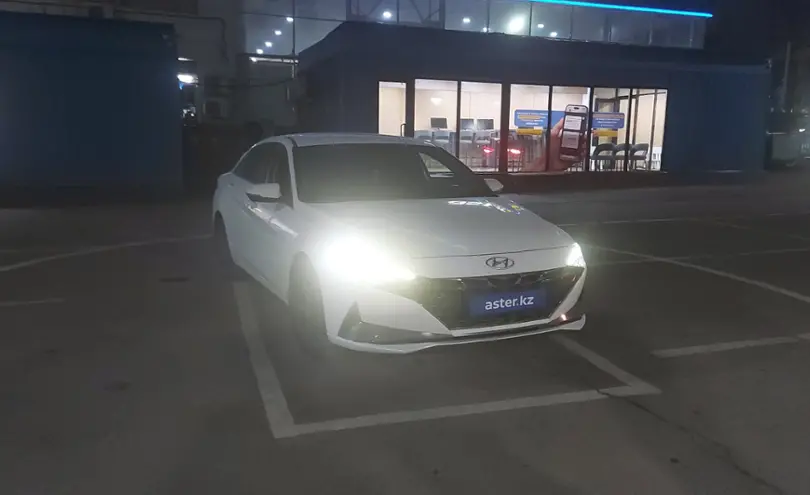 Hyundai Elantra 2022 года за 8 500 000 тг. в Алматы фото 2